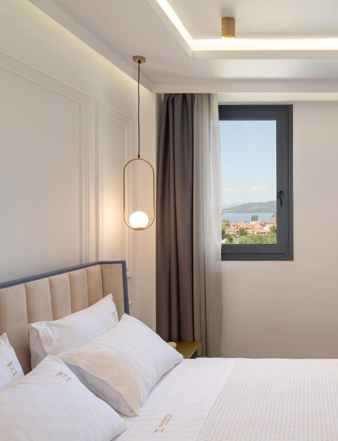 Acropol Golden Suites Néosz Marmarász Kültér fotó